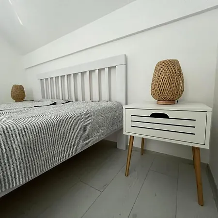 Holiday Home *